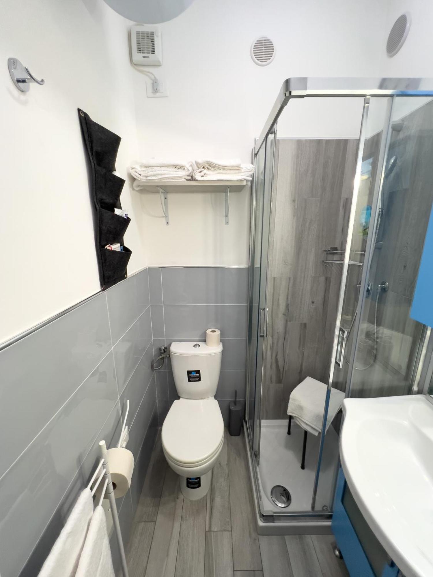 Casa Carlotta Appartement San Bartolomeo Al Mare Buitenkant foto