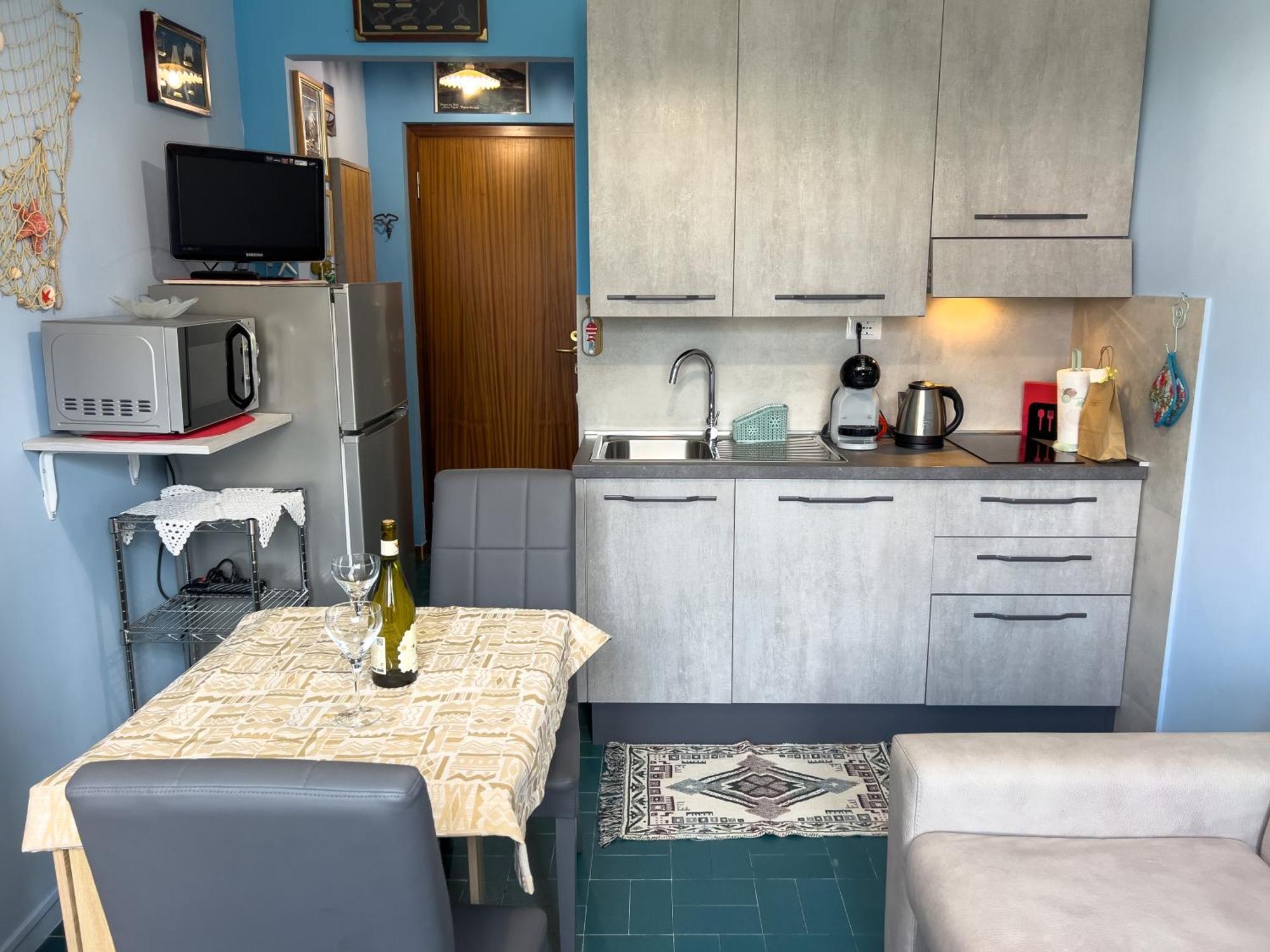 Casa Carlotta Appartement San Bartolomeo Al Mare Buitenkant foto