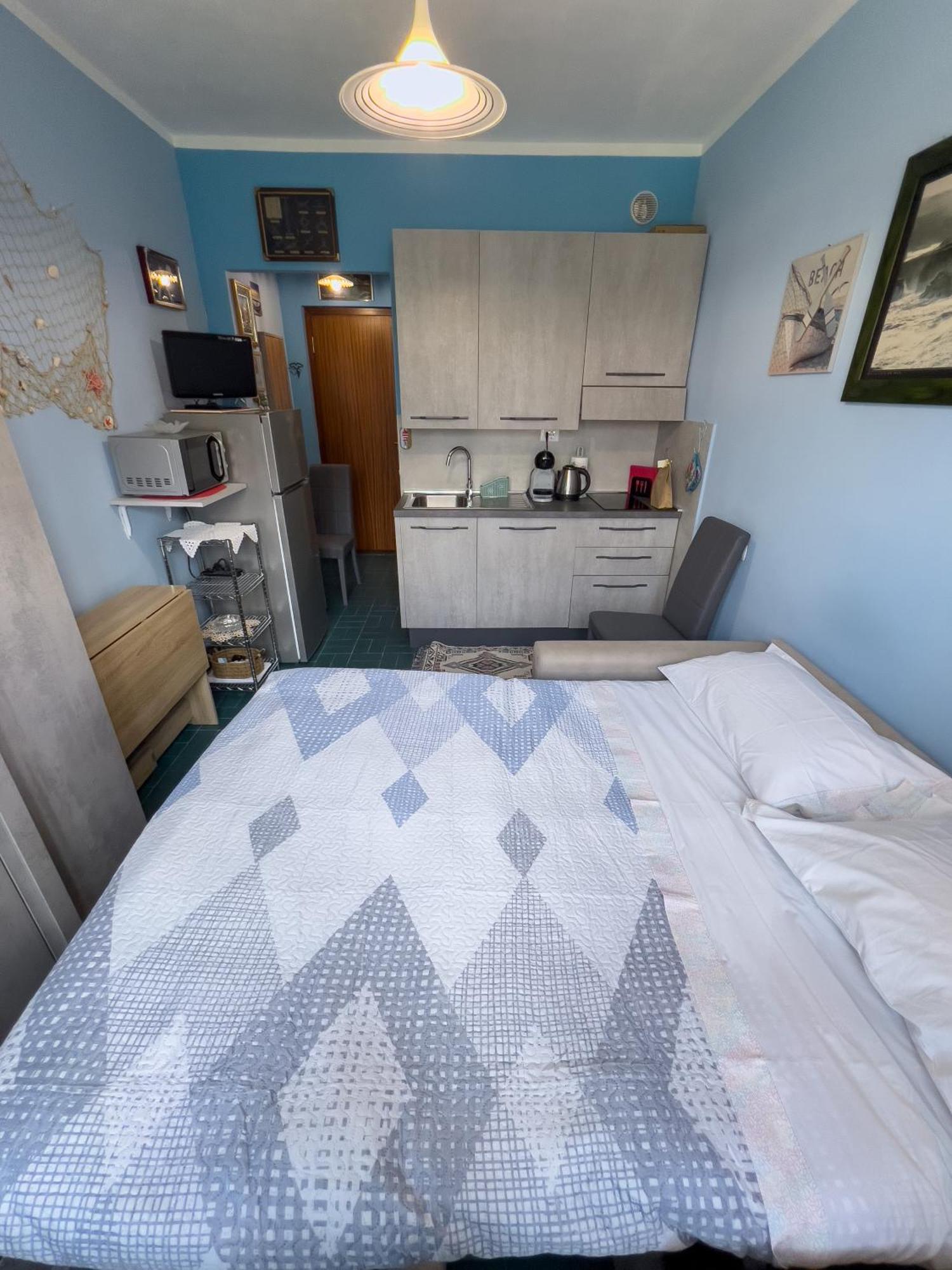 Casa Carlotta Appartement San Bartolomeo Al Mare Buitenkant foto